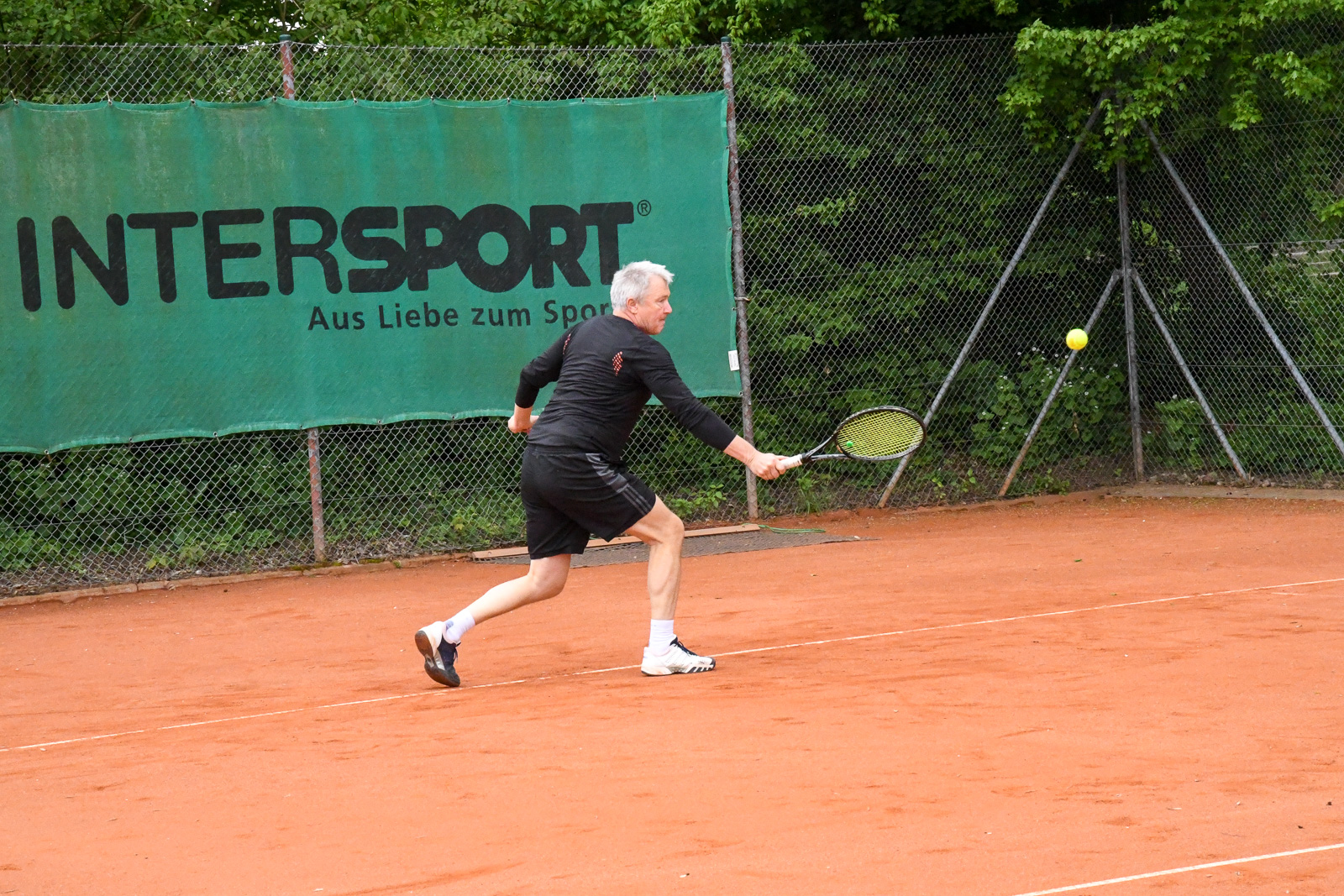 Gelungene Saisoneröffnung mit Jung und Alt beim Bändelesturnier